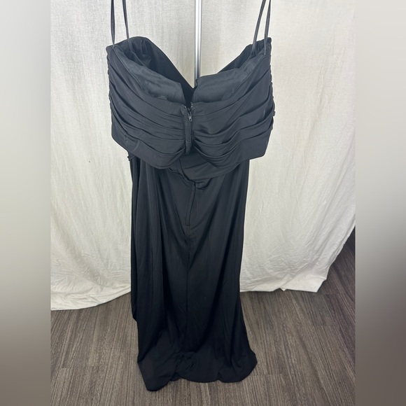La Femme Black Ruched Jersey Column Gown Size 16 NWT - Picture 12 of 16